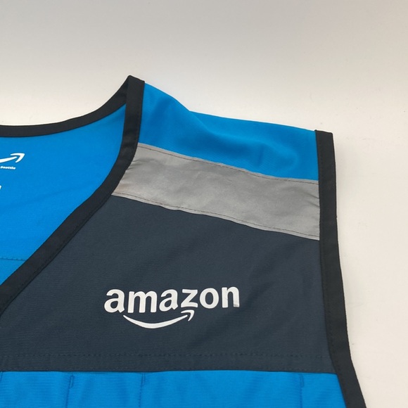 Amazon Vest AFV01U Blue Zip Up Size XL Designed by Luly Yang - Picture 6 of 9